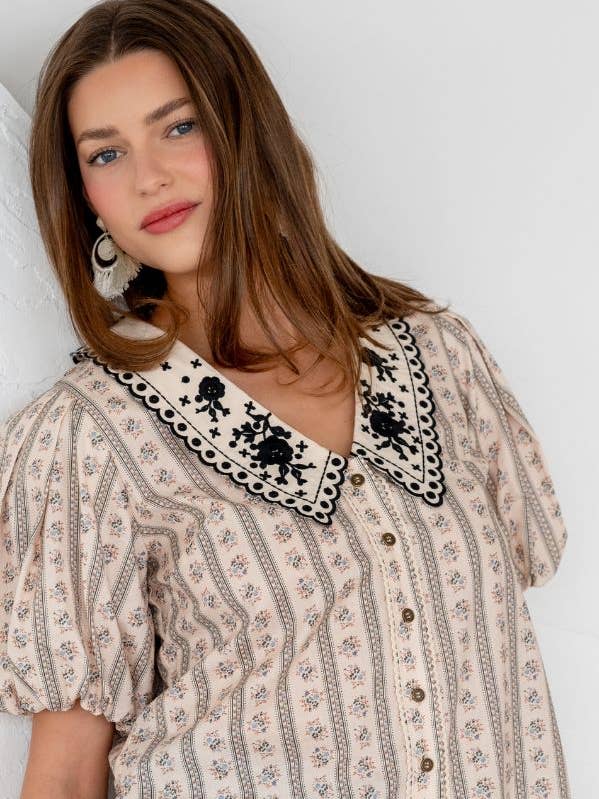 TR2070-01_Embroidery Peter Pan Collar Bubble Sleeves Top for wholesale by TRENDILITY