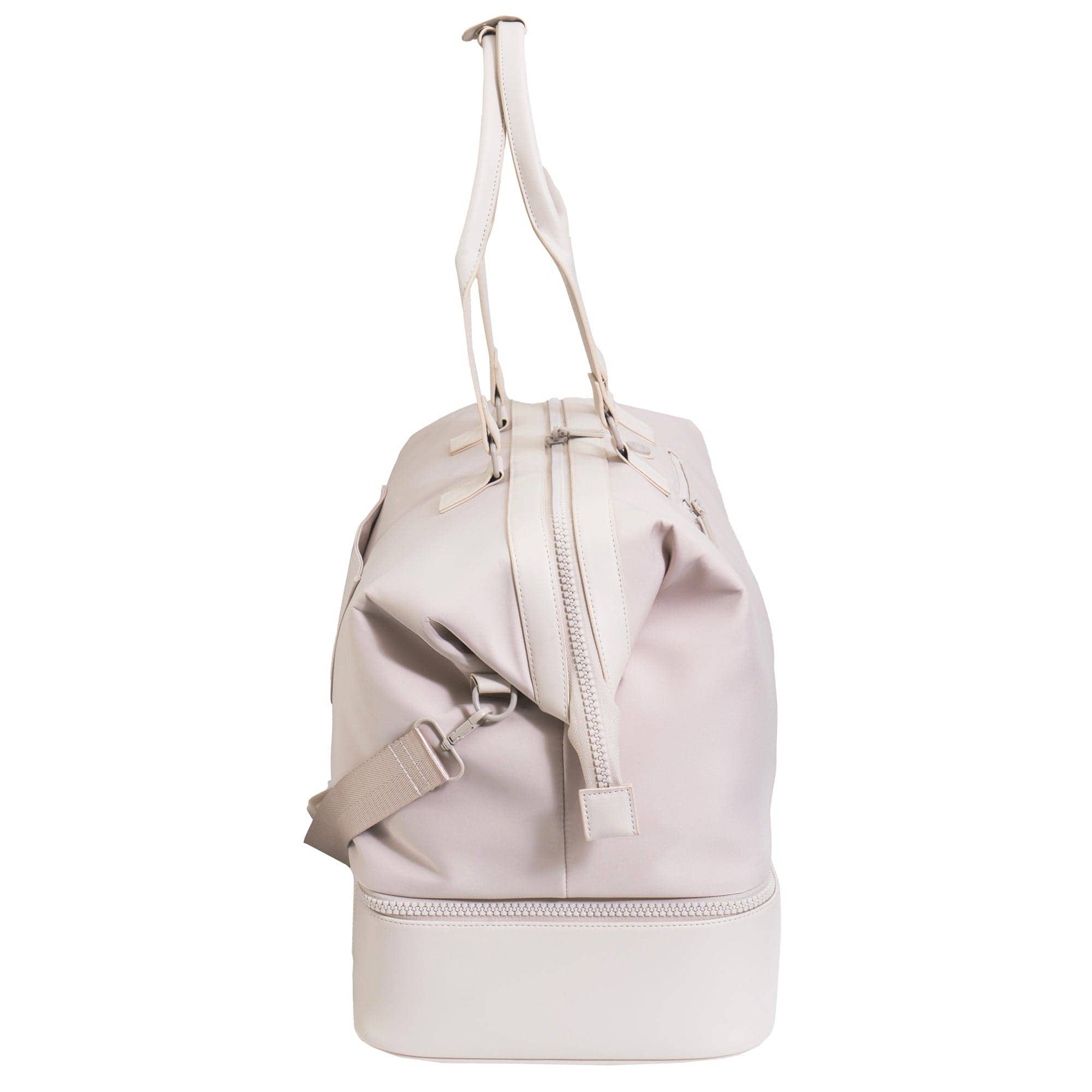 Magid - Wholesale Weekender Bag - Women's - Max Studio Sport Nylon & Faux Leather Drop Bottom Duffel Bag76