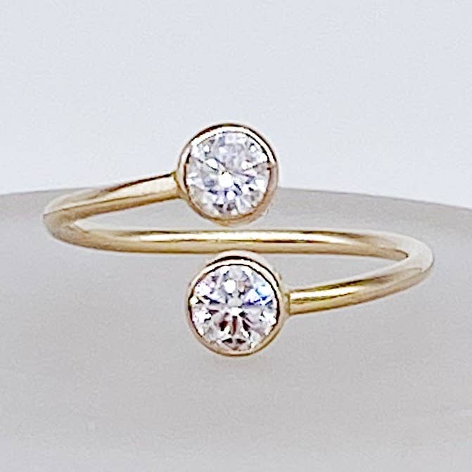 Bague Gemini Gap | Bague de dérivation remplie d'or 14 carats pour la vente par From Brooklyn With Love