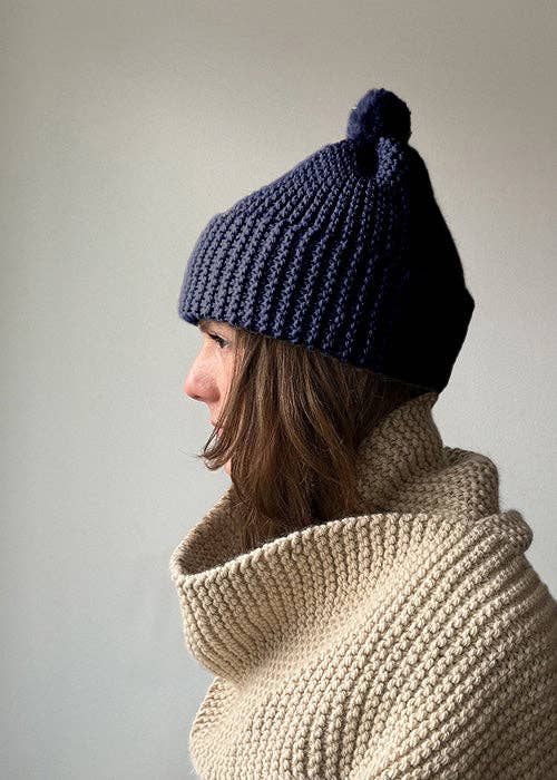 Project Weekend – wholesale DIY craft kit – DIY LEARN TO KNIT CRAFT KIT: CLASSIC POM BEANIE8