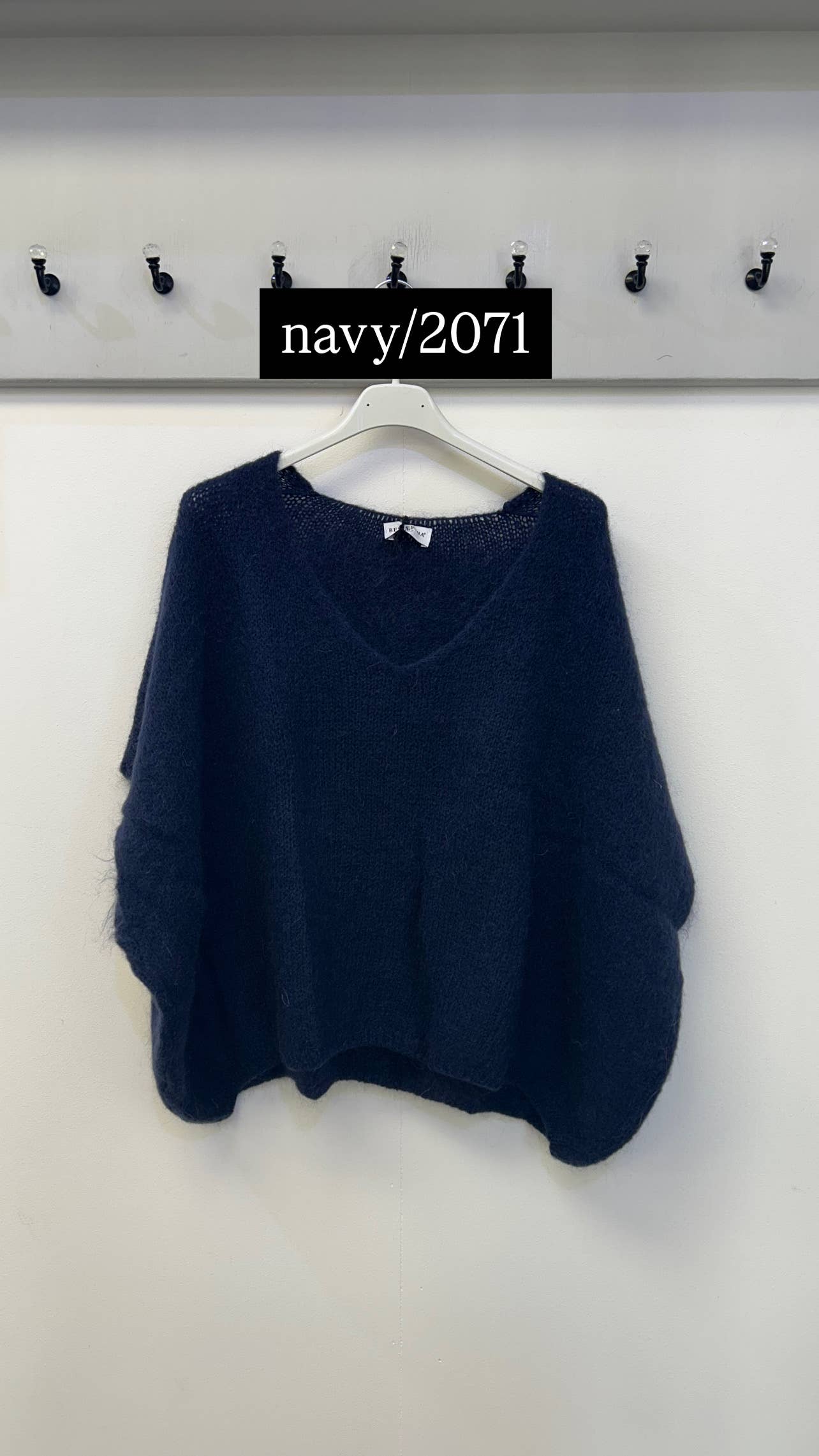 Terminal 1 Clothing - Vendita all'ingrosso Canotta - Donna - Canotta con Spalle Scese in Mohair2