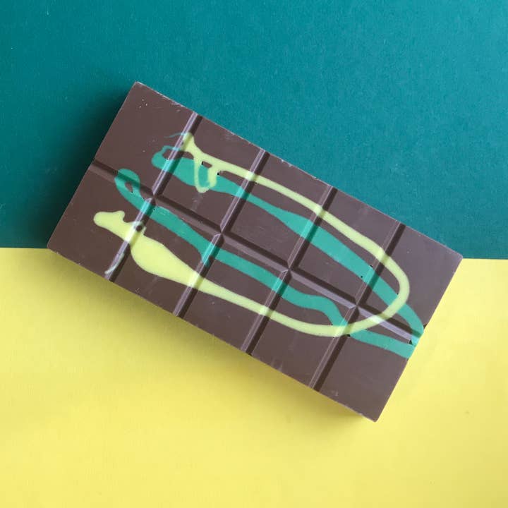 200g. Dubai chocolate with pistachio cream and kadayif for wholesale by Schokifaktur