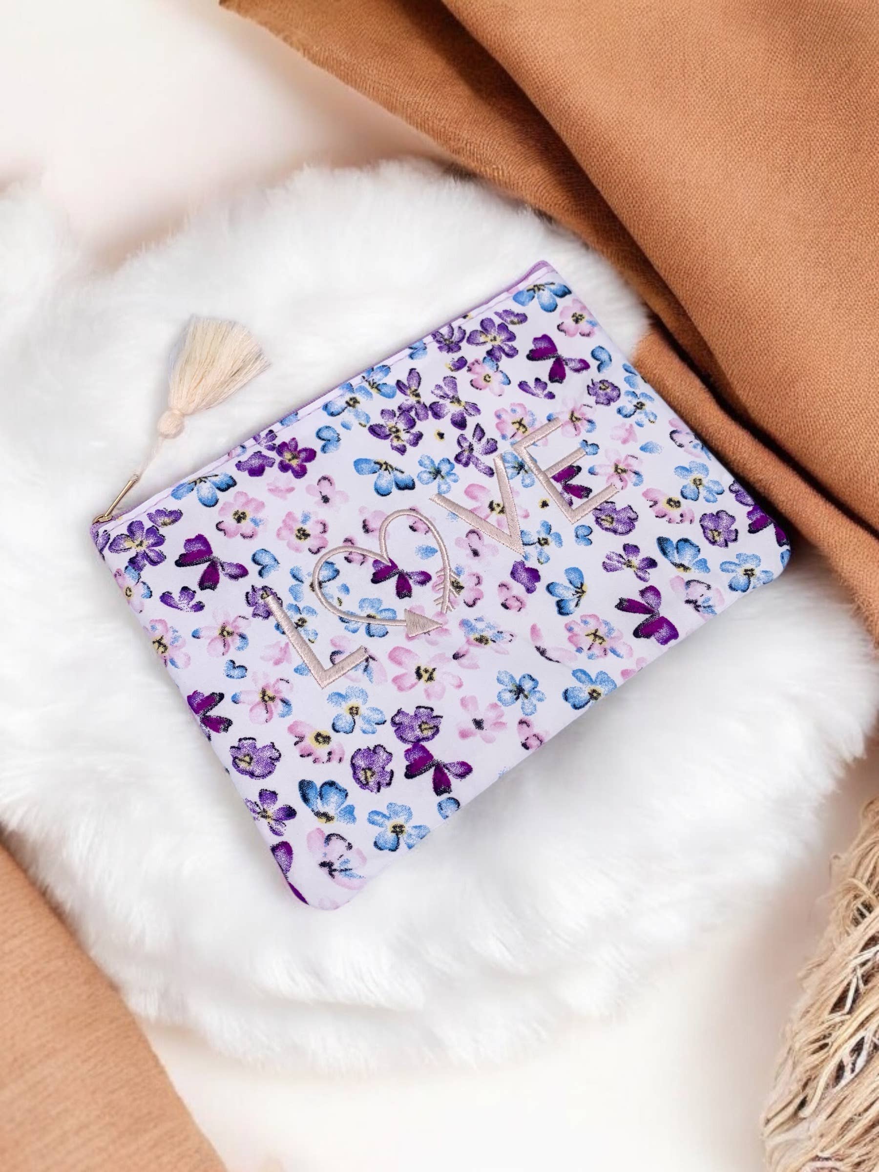 BYREN | ÉLINE L'ATELIER - Wholesale Toiletry Bag - Women's - Love flower makeup bag 20x15cm CY080