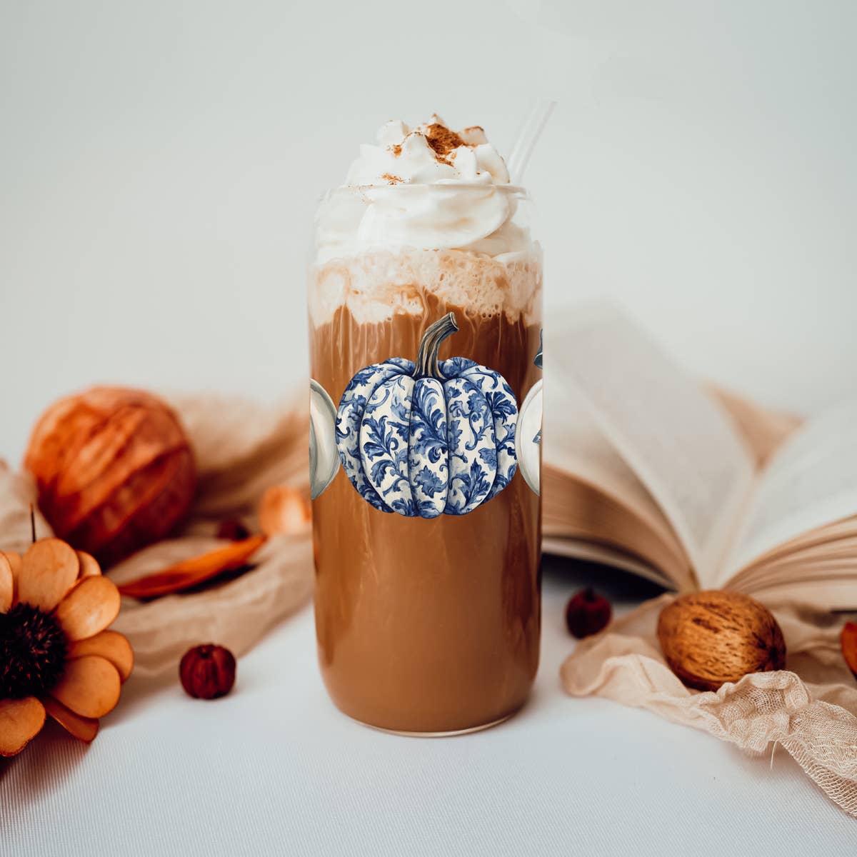 Gia Roma - Wholesale Drinking Glass/Cup - Candy Cane Christmas Can Glass. Cup With Glass Straw & Lid135