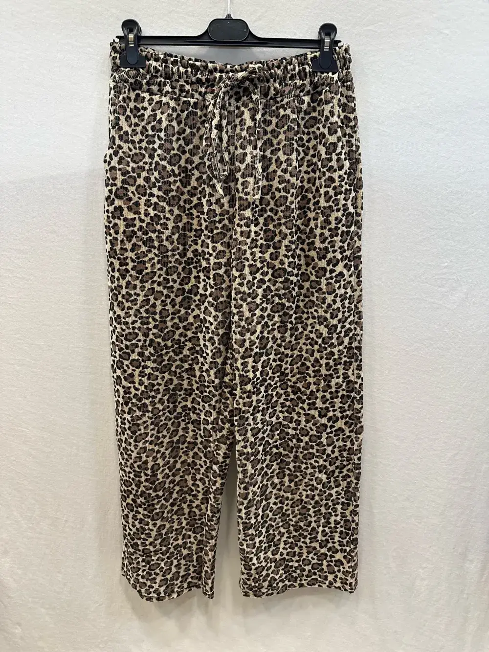 Mimi & Gogo - Wholesale Pants - Women's - Wide Leopard Velvet Pants @46221_PaLLeo0