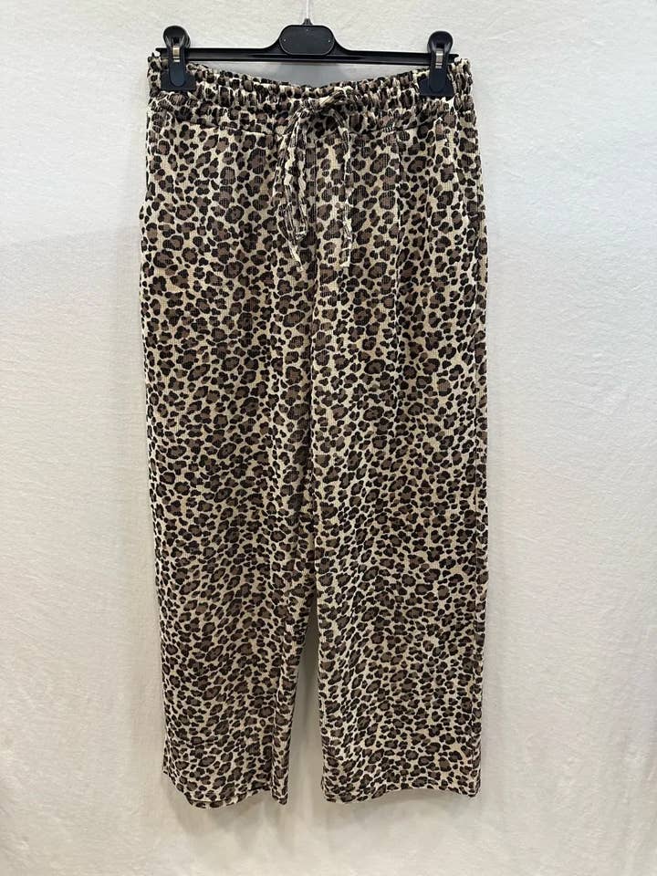 Mimi & Gogo - Wholesale Pants - Women's - Wide Leopard Velvet Pants @46221_PaLLeo