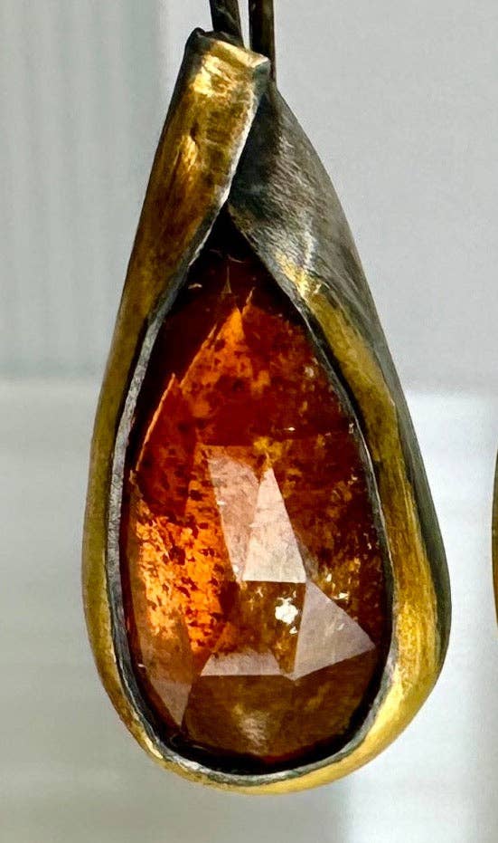 Austin Titus Studio – wholesale Dangle earrings – Long Teardrop Fold Earrings7