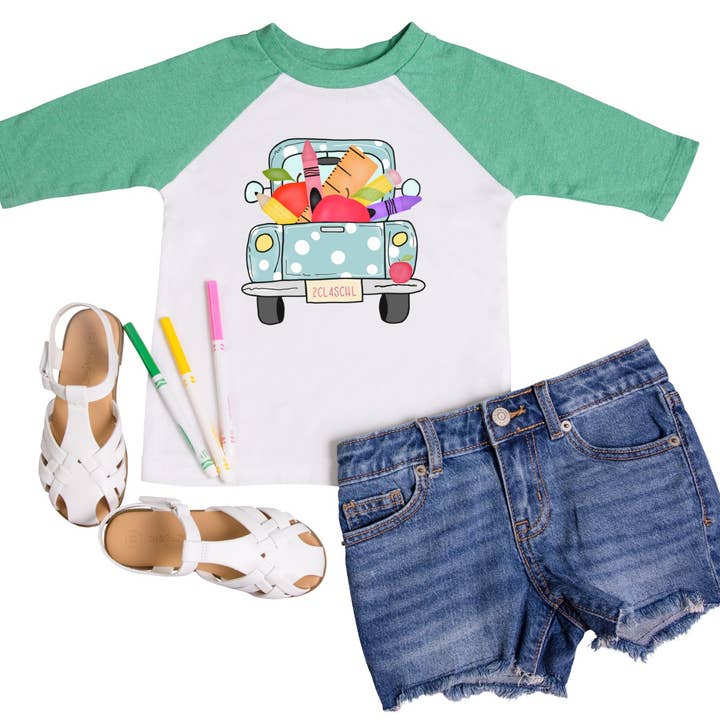 Första skoldagen Girls Teal Truck Back to School Shirt för wholesale av Jumpin' Jaks Tees