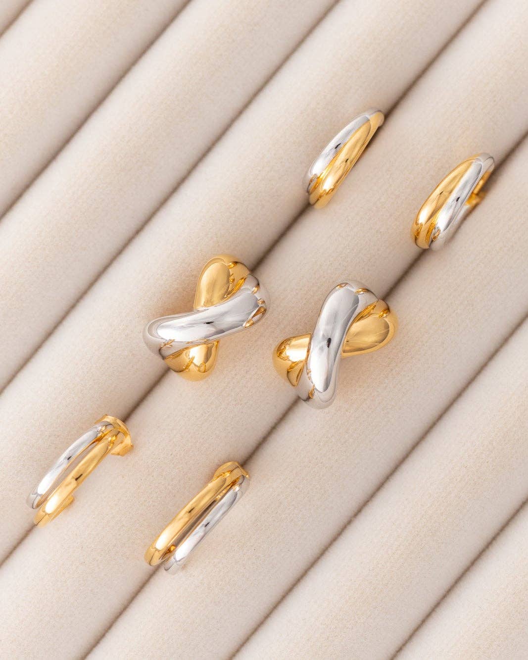 Belinda Jewelz - Wholesale Hoop Earrings - Juna Mixed Metal Hoops5