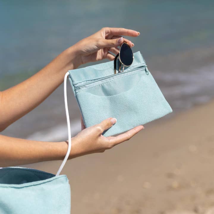 Flamingueo - Wholesale Beach Accessories - Aquamarine wavy travel bag with interior pocket9
