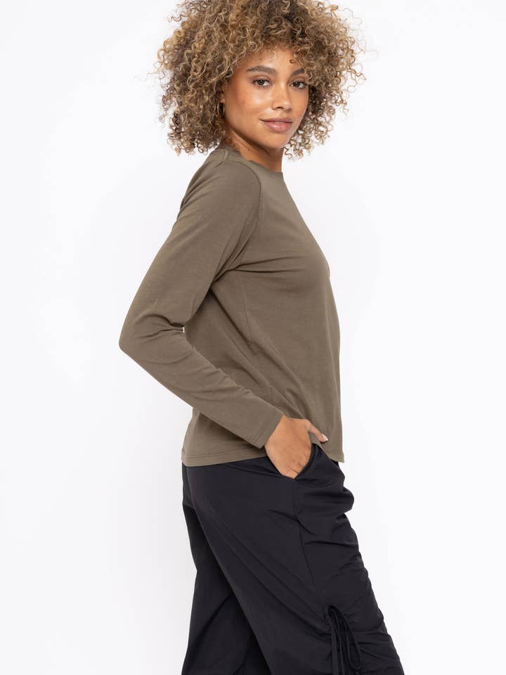 Mono B - Wholesale T-shirt (Zonder tekening) - Dames - Pima Bliss Boyfriend met lange mouwen17