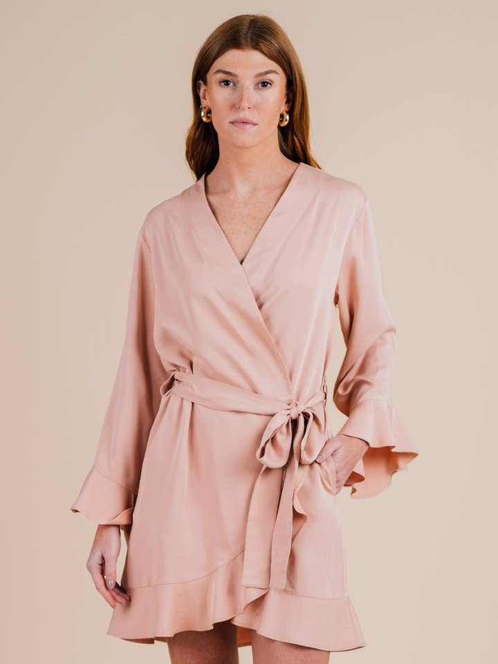 Peignoir à volants - Dusty Sunrise pour la vente par Half Asleep