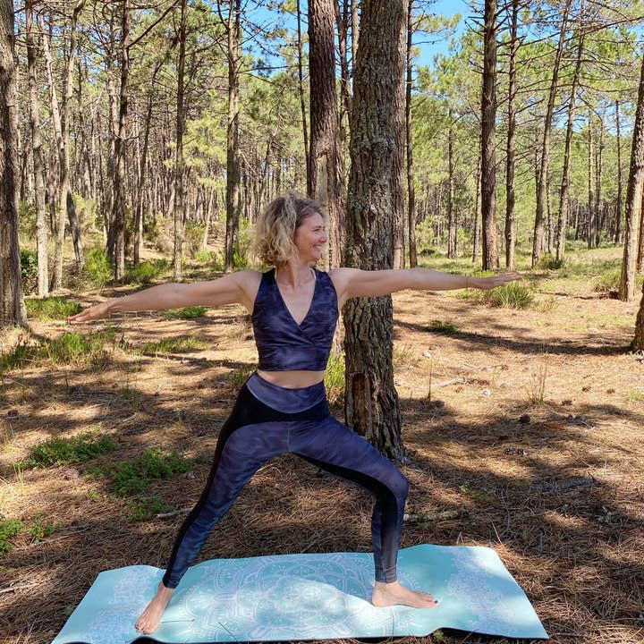 Super Bison - Wholesale Athletic/Lounge Leggings - Women's - Ying & Yang Bra and Legging Pattern from 32 to 5222