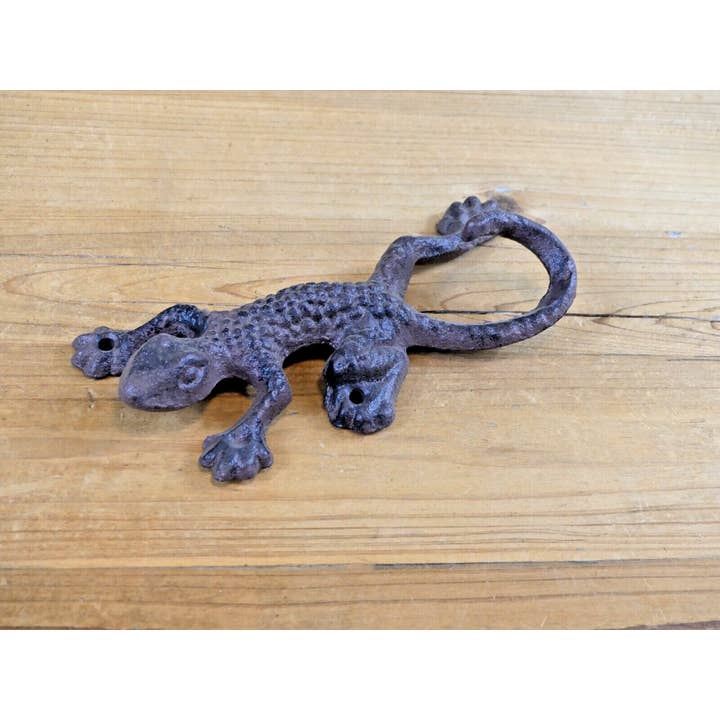 Midwest Craft House - Wholesale Decorative Figurine - LARGE RUSTIC CAST IRON LIZARD