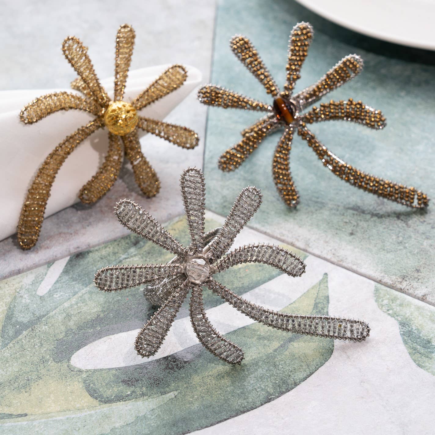 India Handicrafts Inc – Großhandel Serviettenringe – Serviettenring mit goldener Palme8