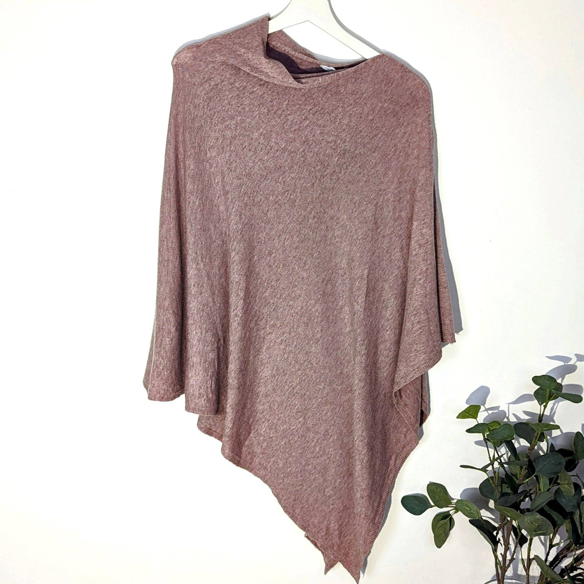 Tempest Designs – wholesale Poncho – Women's – Plain classic fine knit poncho (S-L)0