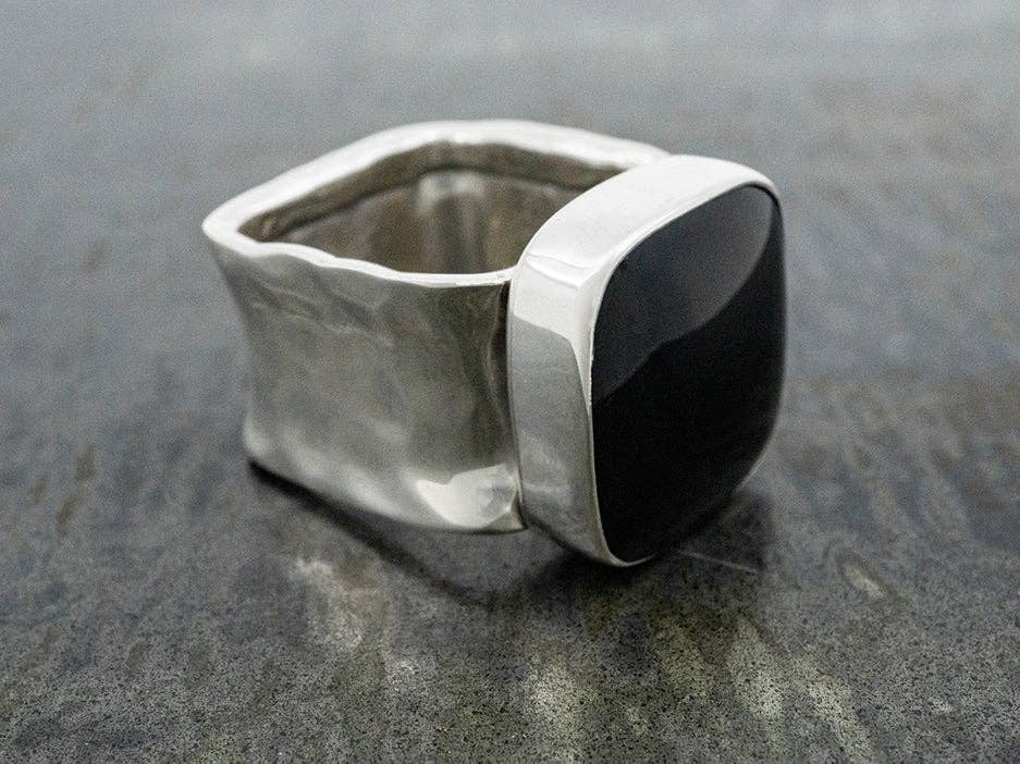 Black Cuadrado Ring with Obsidian for wholesale on Faire0