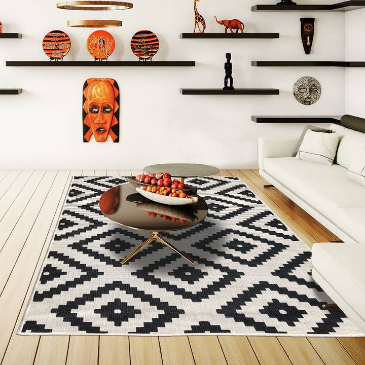 Black OUTDOOR BC ROMA REVERSIBLE Polypropylene Outdoor Rug for wholesale on Faire3