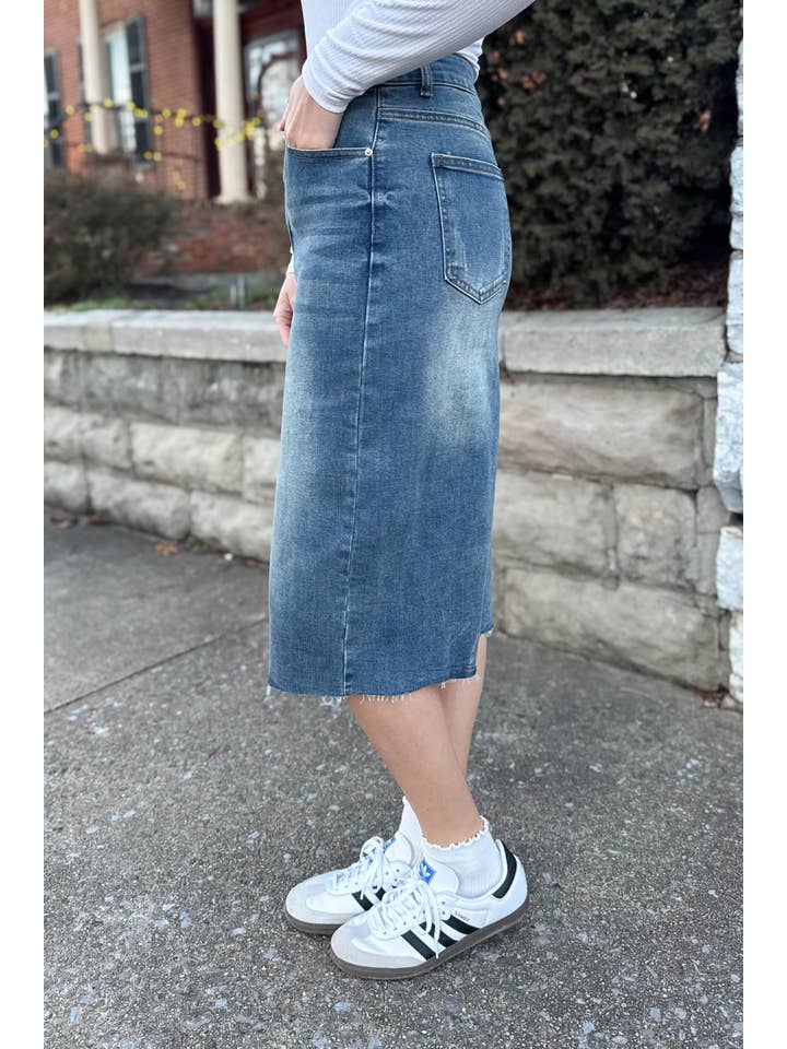 Jupe De Abby - Wholesale Skirt - Women's - The Raelynn Denim Skirt in Vintage3