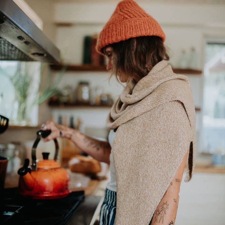 Happy French Gang - Wholesale Wrap - Women's - Hand-loomed Camel Laurette Shawl, Undyed Alpaca1