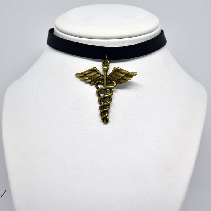 Shani necklace for wholesale by Yumiland