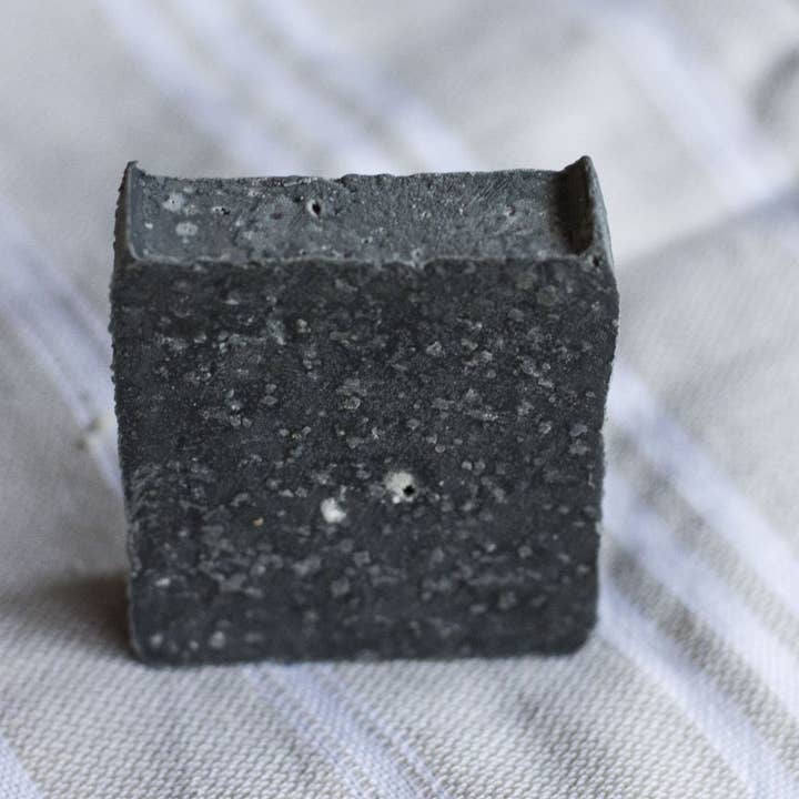 No Tox Life - Wholesale Facial cleanser - SOLIDSILK® ONYX - Facial Cleansing Bar - No Tox Life1