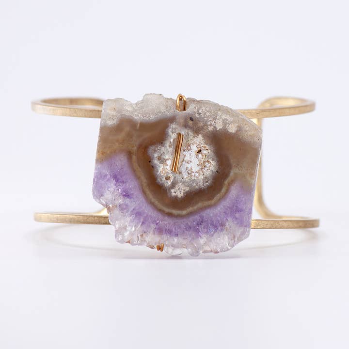 Natuurlijke Amethist Druzy en Messing Draad Gewikkelde Manchette Armband voor wholesale door Sara Sela Jewelry