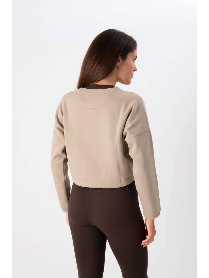 HEART and SOUL - Wholesale Sweatshirt - Women's - Felpa Corta Donna – Hamptons Sand | Heart and Soul5