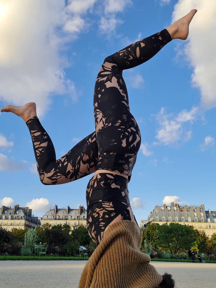 Legging Rosas Negras por atacado de Take It Easy Honey