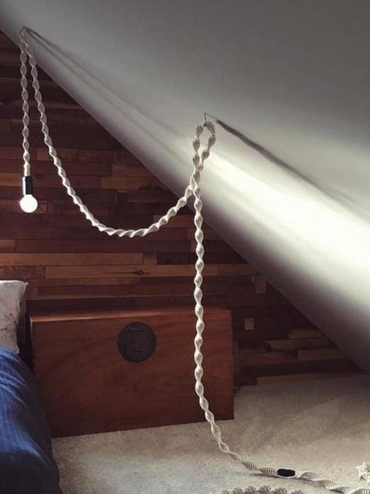 Suspension Luminaire Bohème en Macramé avec Cordon à Brancher : Corde 100% Coton, Lampe Suspendue pour la vente par Joy's Arts