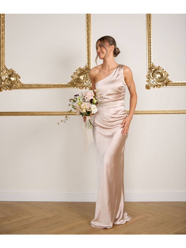 Six Stories – wholesale Gown – Women's – One Shoulder Satin Ruched Bridesmaid Dress - Oyster