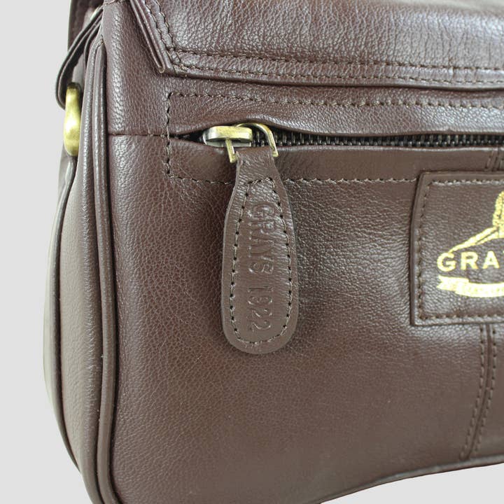 REMOVED BRAND – wholesale Shoulder bag – women's – Isla Shoulder Bag with Snaffle in Brown4