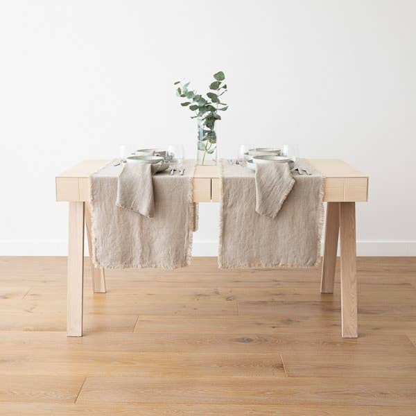 LinenMe - Wholesale Dinner & Cloth Napkin - Linen Napkin Natural Terra Fringe2