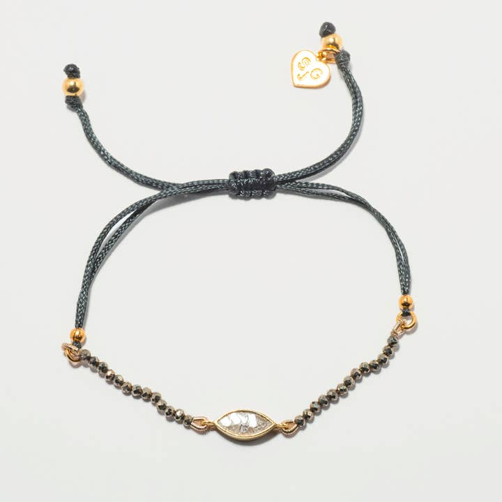 Bracelet Salma en vermeil doré pour la vente par Shana Gulati Jewelry