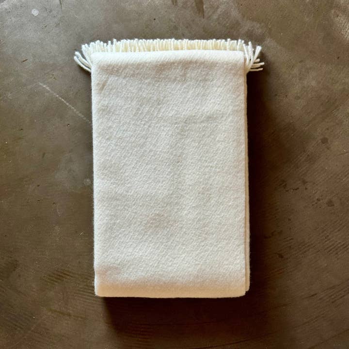 Rune-Jakobsen Design – Engroshandel Tæppe – Laesoe 100% Wool Plaid® - Hvidt tæppe