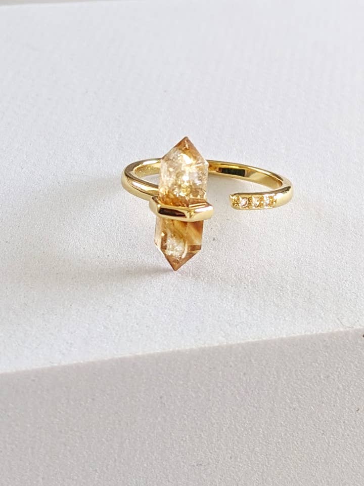 Anel de ponta de arnês de pedras preciosas | Mais cores por atacado de Nuance Jewelry