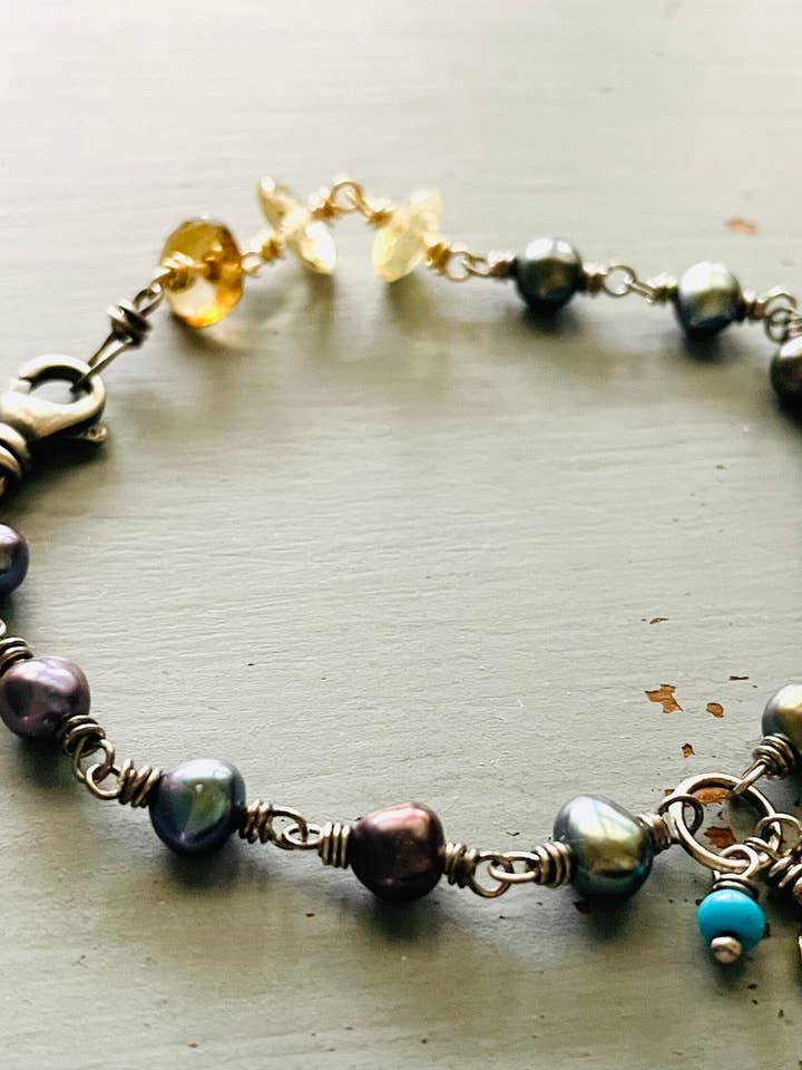 Pulseira de Charme em Prata/Ouro com Pérola Boémia e Citrino por atacado de Peaces of Indigo