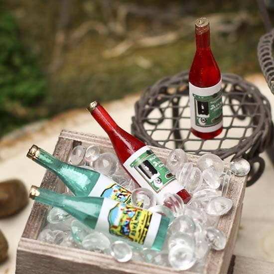 Factory Direct Craft - Wholesale Tafelbladdecoratie - Miniatuur wijnfles 1-1/4" voor poppenhuis (set van 6)1