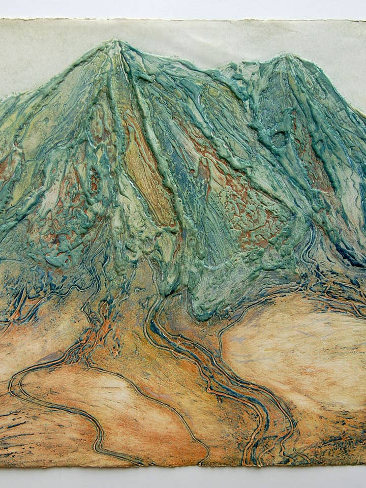 La Crestelina for wholesale by Brenda Hartill