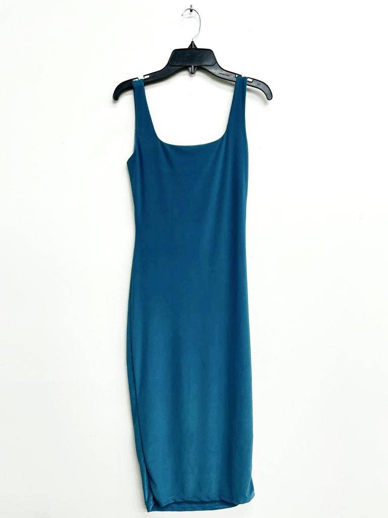Uptown Apparel - Wholesale Dress - Women's - D11036 Tank Double Layer Midi Dress18