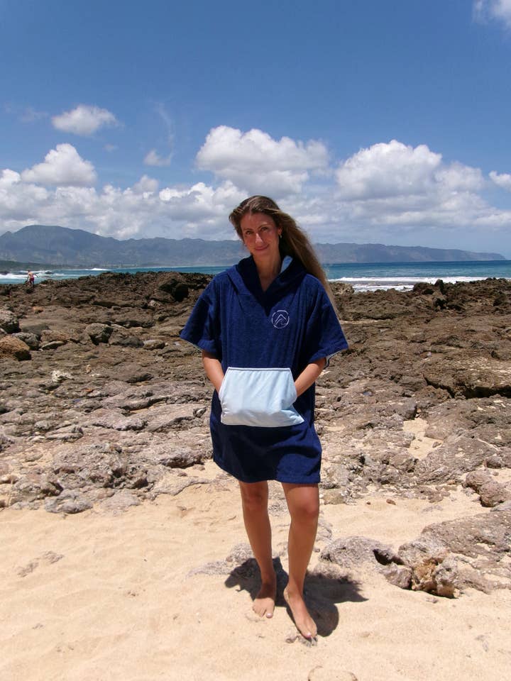 Immerse - Wholesale Poncho - Women's - Surf Poncho7