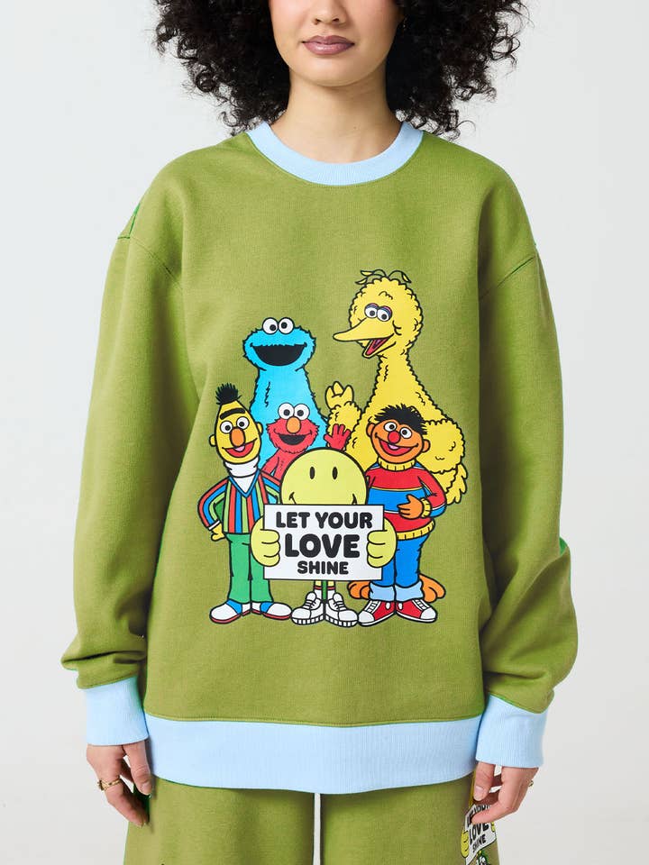 Sesame Street Låt Din Kärlek Skina Crewneck, Grön för wholesale av SAMII RYAN