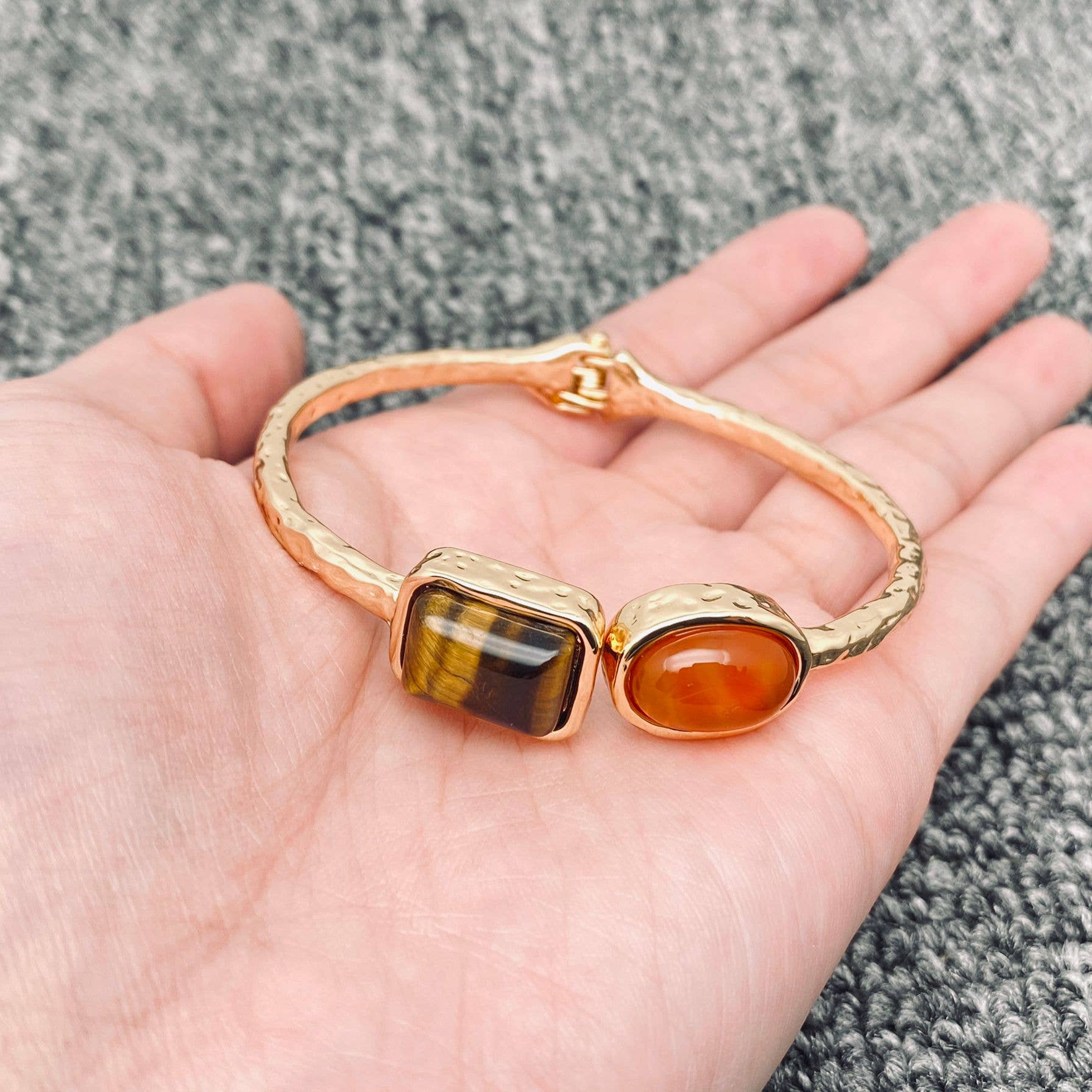 Mio Queena - Wholesale Cuff Bracelet - Vintage Inlaid Stone Gilded Bangle & Elastic Bracelet  - CS1