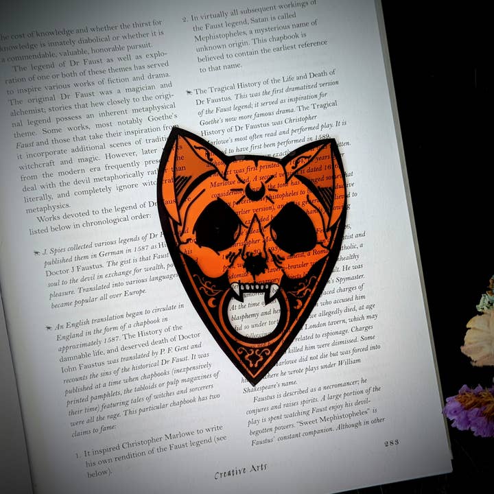 Transparentes Lesezeichen — Orange Cat Totenkopf Planchette Witch Goth für den Großhandel von Dark Veinlet