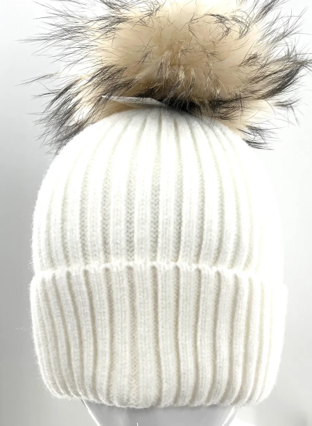 LOOWIE - Vendita all'ingrosso Berretto - Donna - MA003 Berretto in maglia verde vivace con soffice pompon10