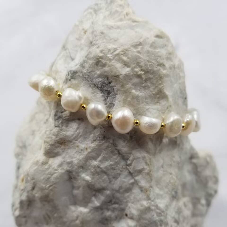 The Pretty Jewellery - Wholesale Beaded Bracelet - Gold Plated Slider Freshwater Pearl Bracelet1