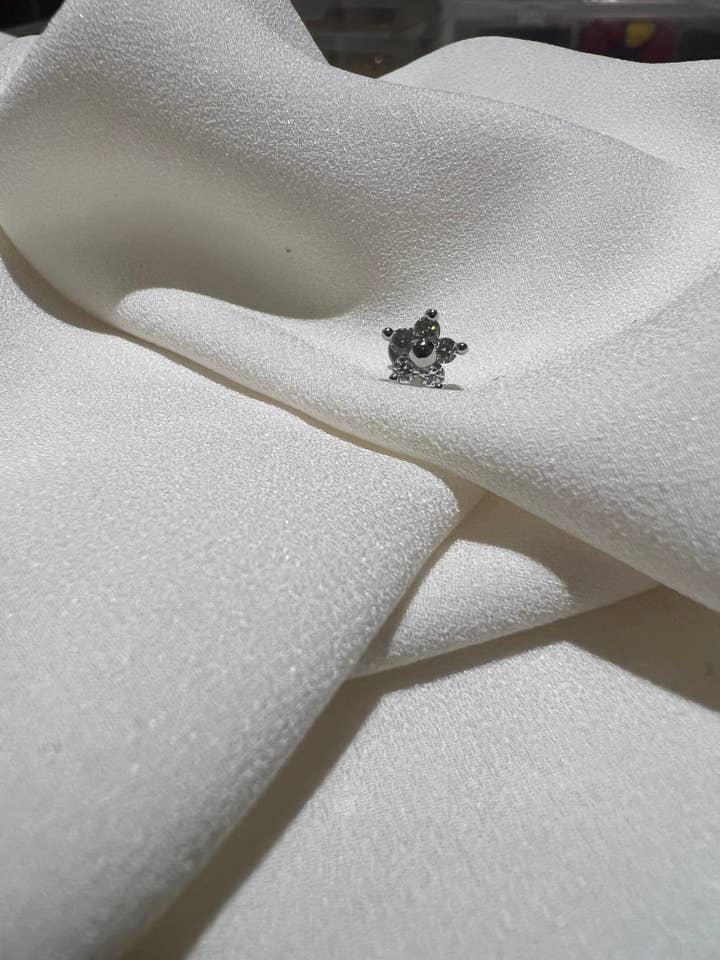 Piercing FLOWER - Plateado para venta al por mayor de Even stone