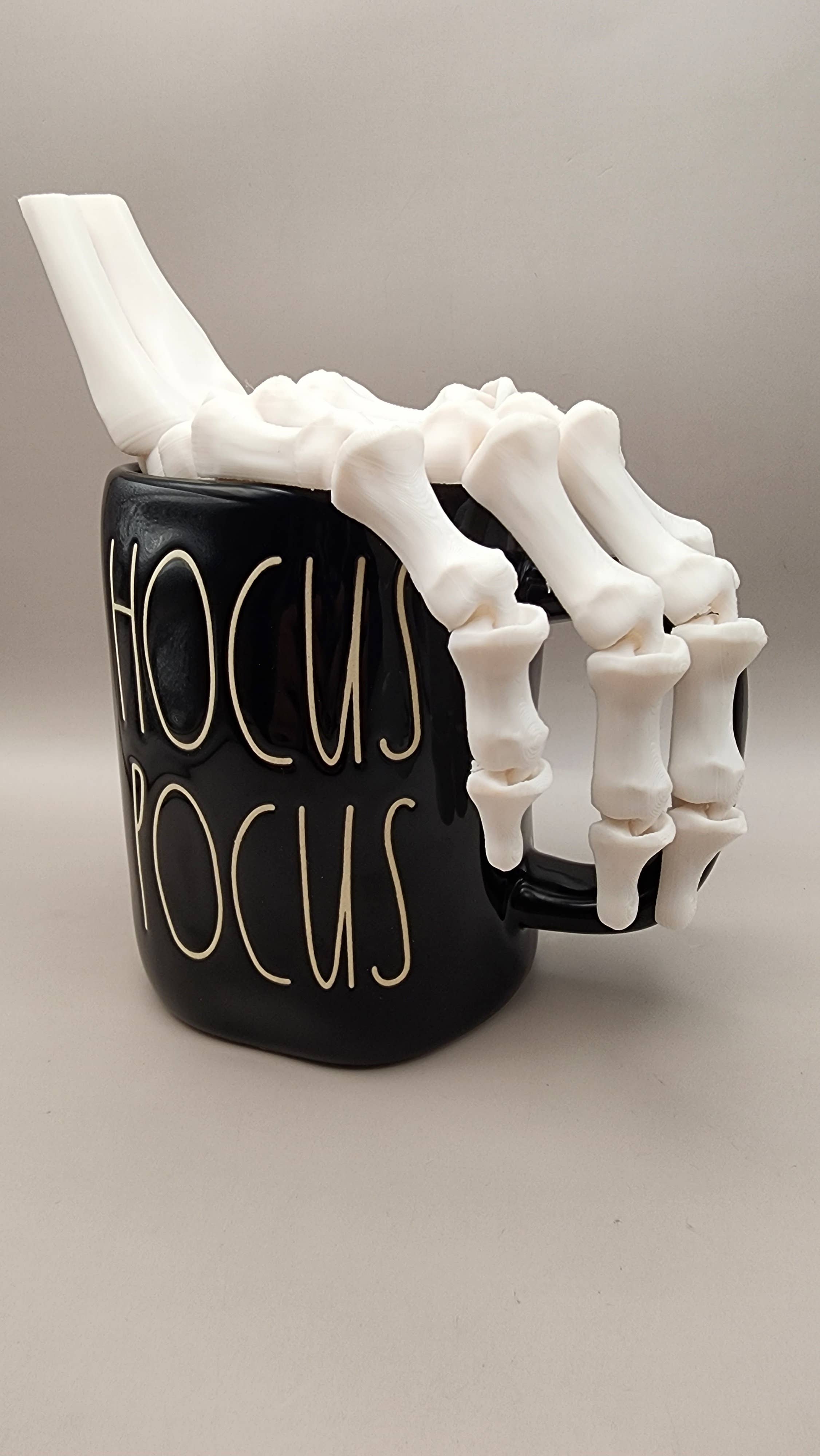 Crafty Wood Studios - Vente Décorations de table - Main de squelette articulée imprimée en 3D pour Halloween5