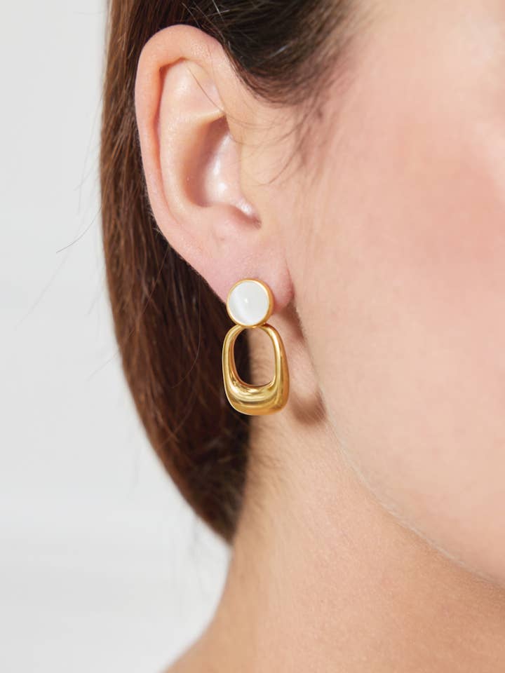 124DY21 stainless steel earrings with pearls for wholesale by BYREN | ÉLINE L'ATELIER