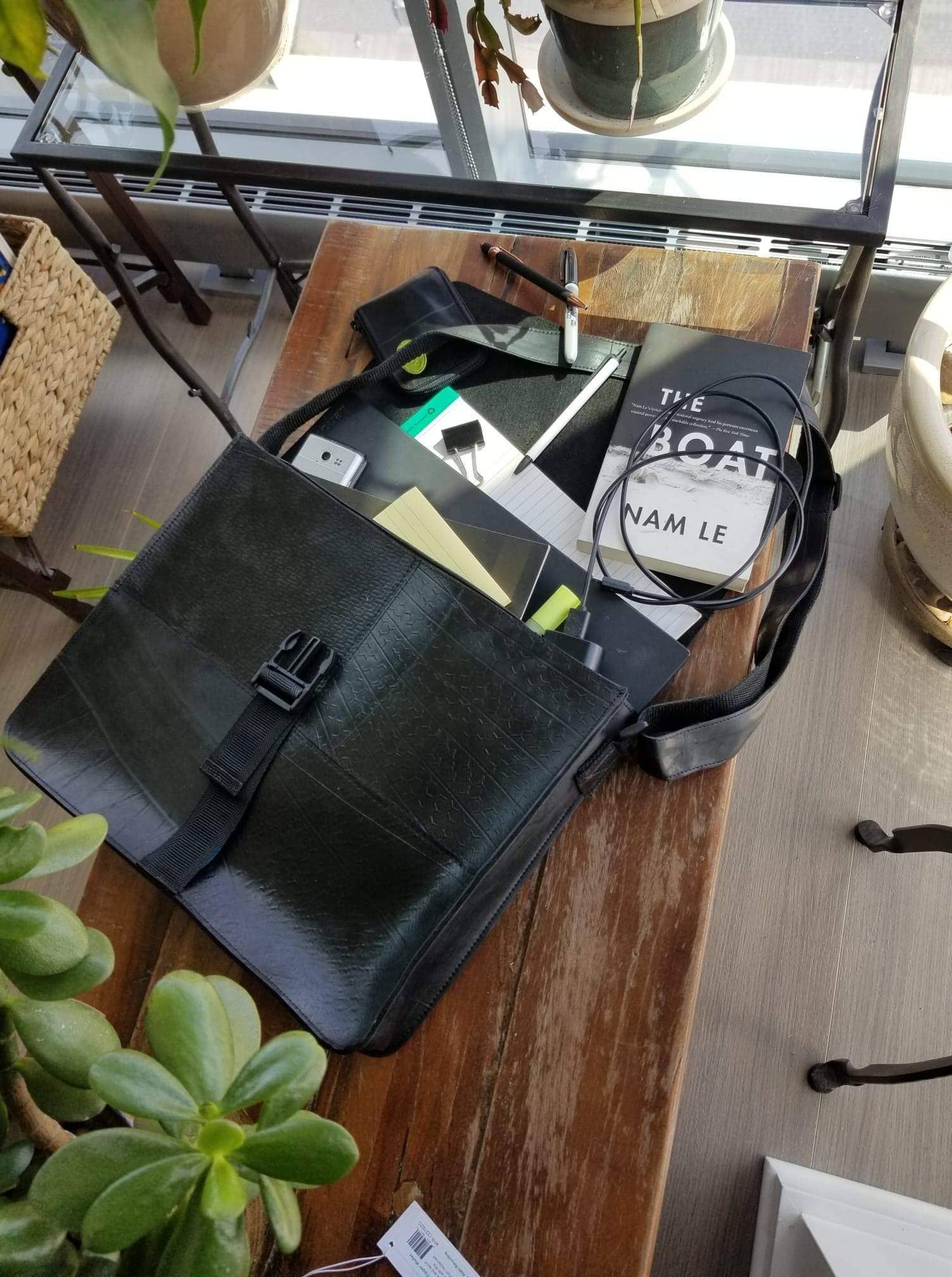 Revy Fair Trade - Vendita all'ingrosso Borsa per laptop - Unisex - Borsa per computer portatile con chiusura a fibbia1